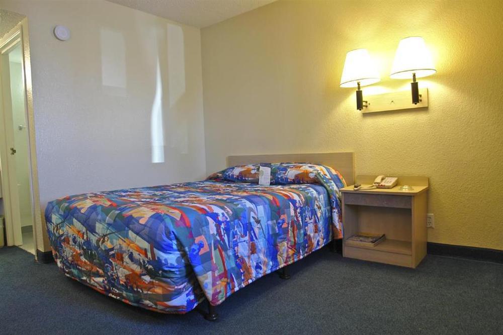 Motel 6-Vallejo, Ca - Six Flags West Oda fotoğraf